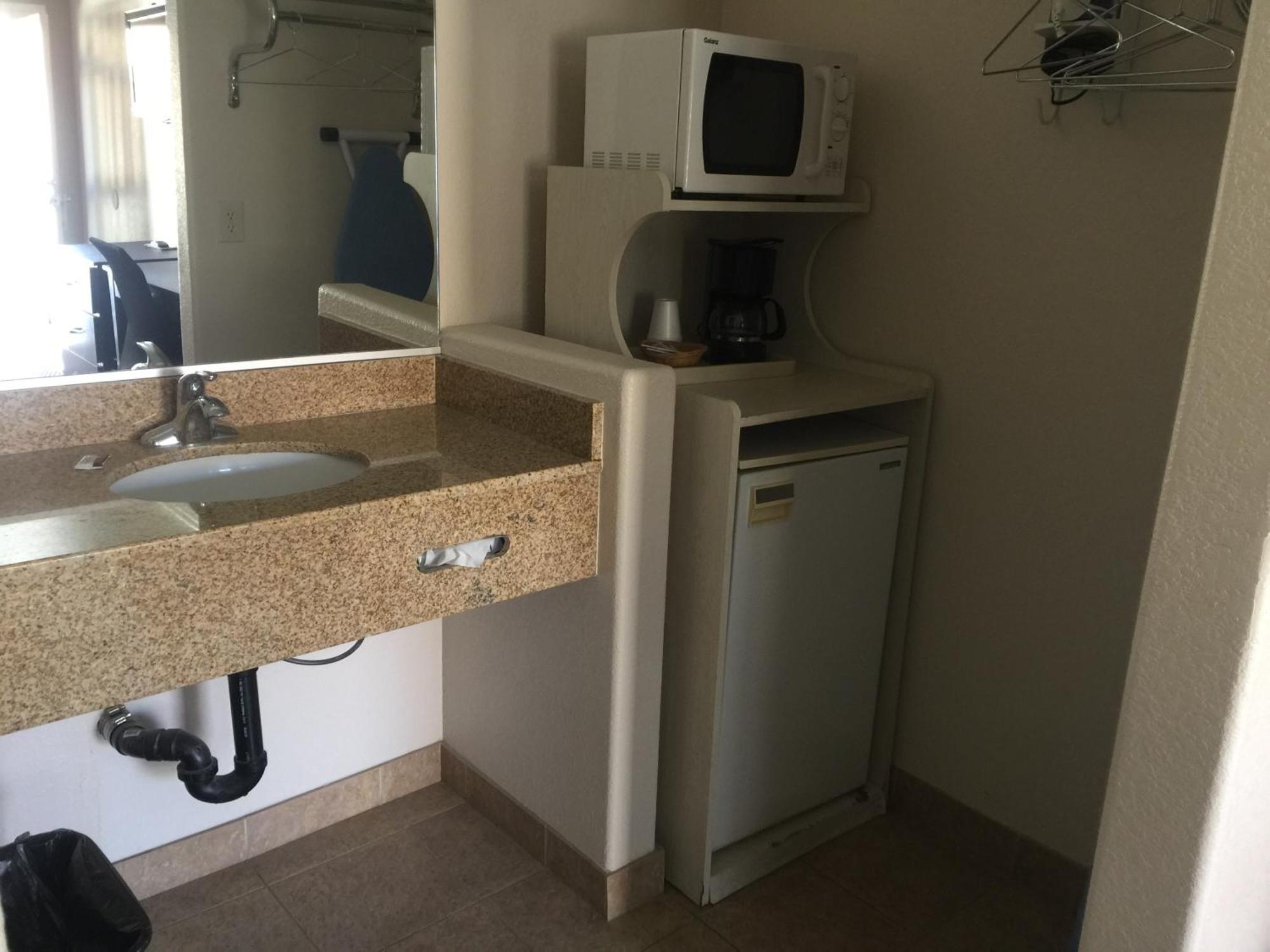 Portal Motel ローン・パイン エクステリア 写真