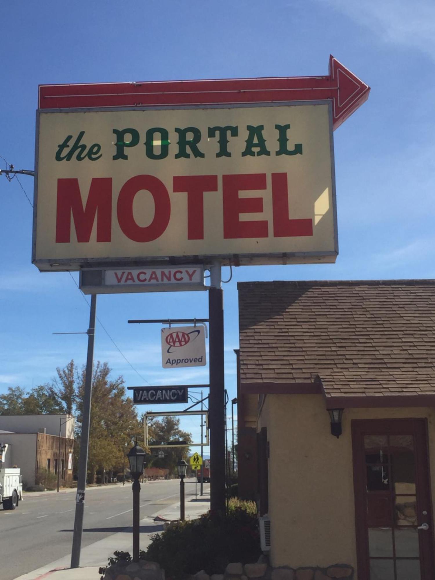 Portal Motel ローン・パイン エクステリア 写真