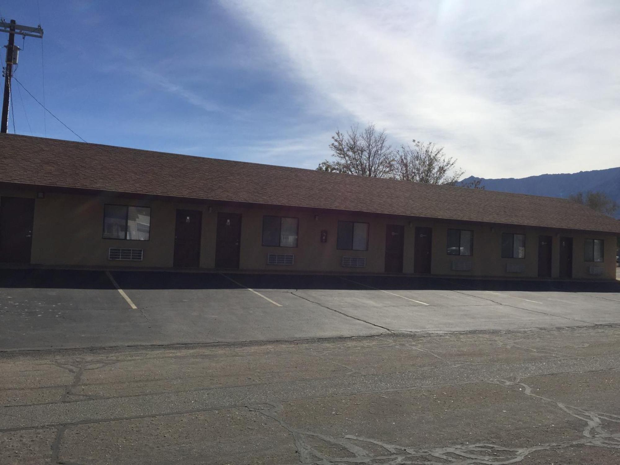 Portal Motel ローン・パイン エクステリア 写真